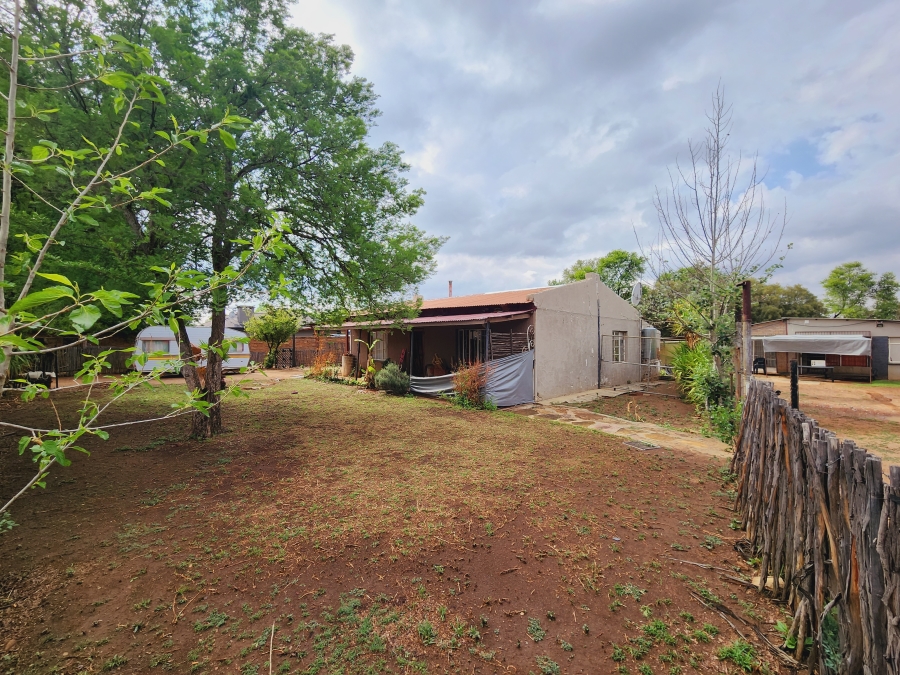 6 Bedroom Property for Sale in Elandsheuwel North West